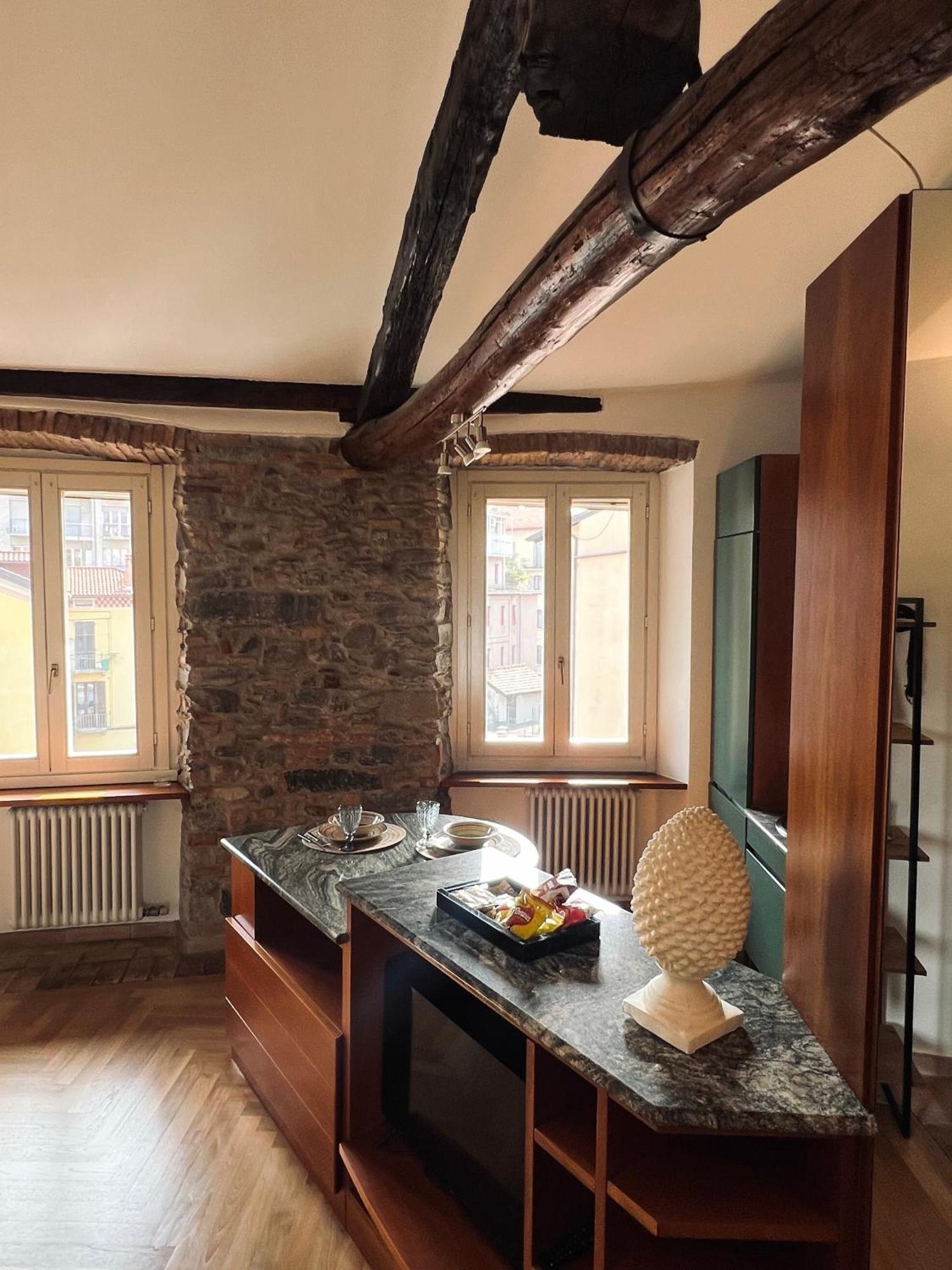 Kiko'S Lodge - Historical Apartment In Como Exterior photo